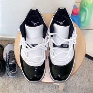 Air Jordan 11 Concord Low